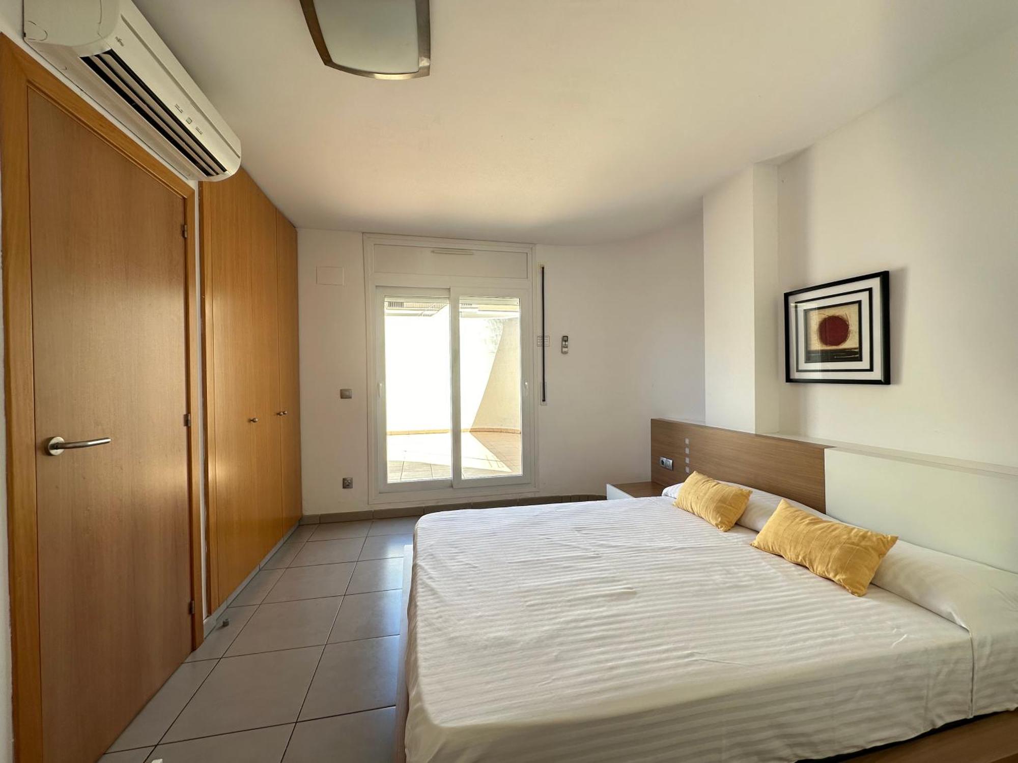 Agi Drugstore Apartments Росас Экстерьер фото