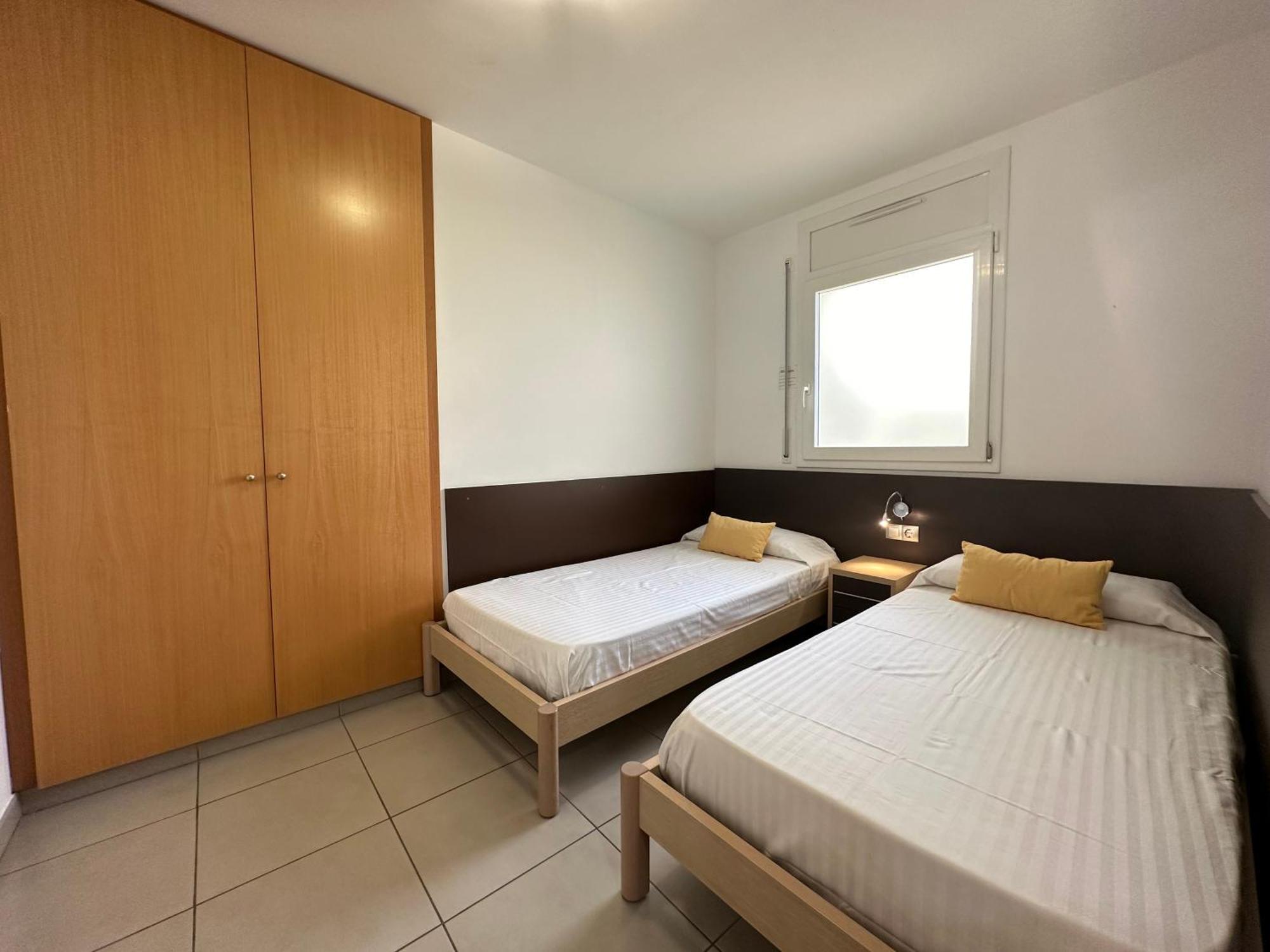 Agi Drugstore Apartments Росас Экстерьер фото